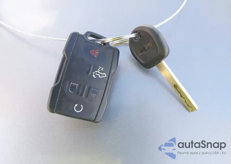 2021 Chevrolet Silverado 1500 2Wd Short Bed Custom z USA, uszkodzony, nr VIN 1GCPWBEK2MZ296479